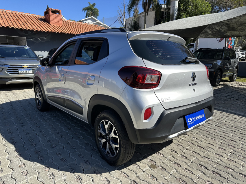 renault kwid outsider 1.0 12v flex manual 2023/24