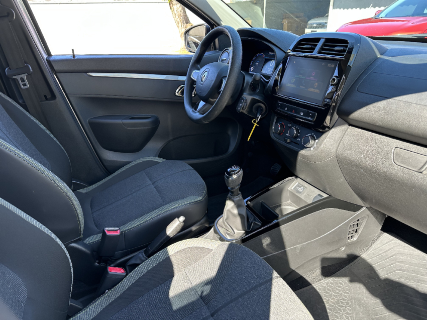 renault kwid outsider 1.0 12v flex manual 2023/24