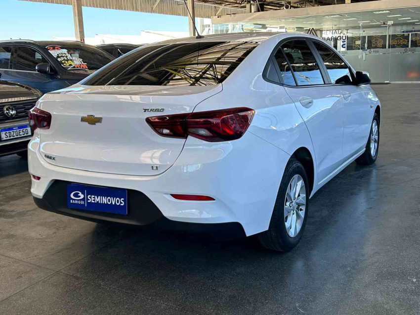 chevrolet onix plus lt 1.0 12v mt6 flex manual 2022/23