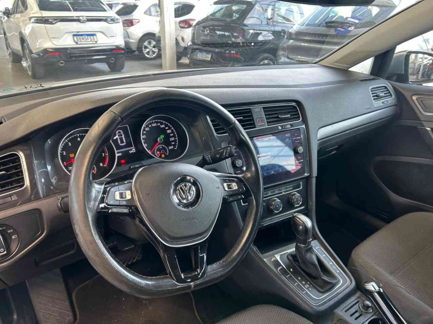 volkswagen golf comfortline 200 1.0 12v tsi at6 flex automatico 2017/18