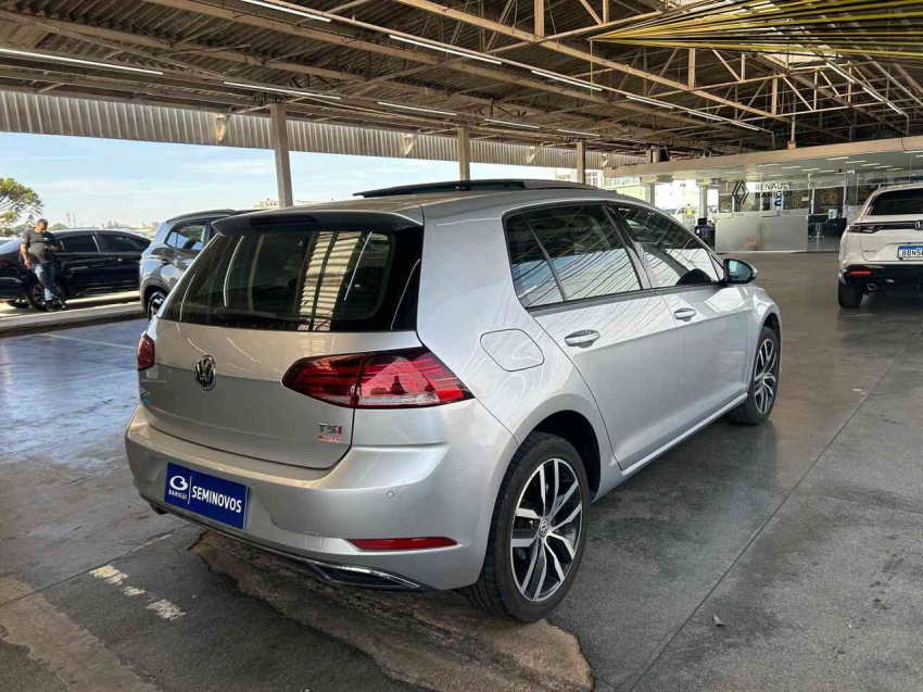 volkswagen golf comfortline 200 1.0 12v tsi at6 flex automatico 2017/18