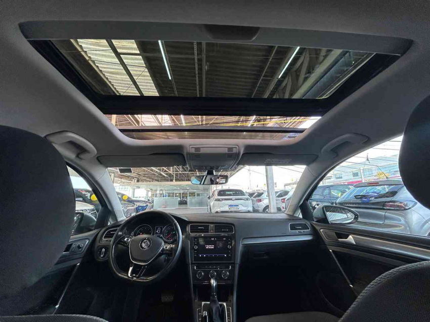 volkswagen golf comfortline 200 1.0 12v tsi at6 flex automatico 2017/18