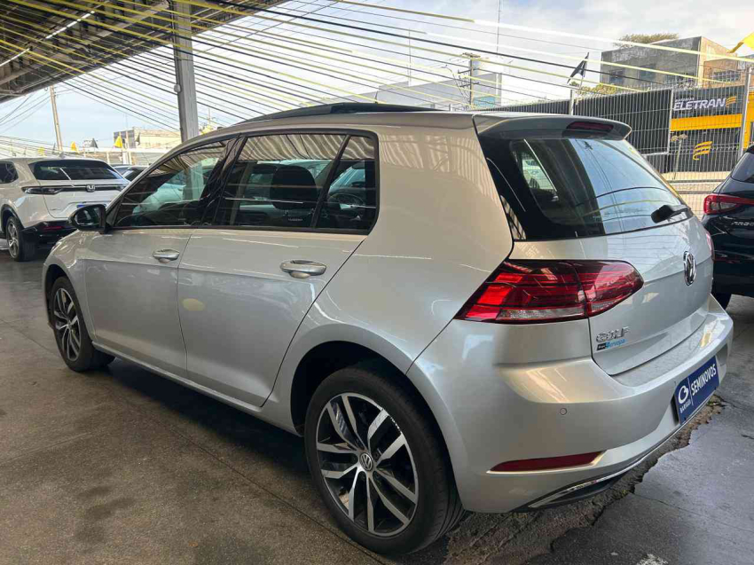 volkswagen golf comfortline 200 1.0 12v tsi at6 flex automatico 2017/18