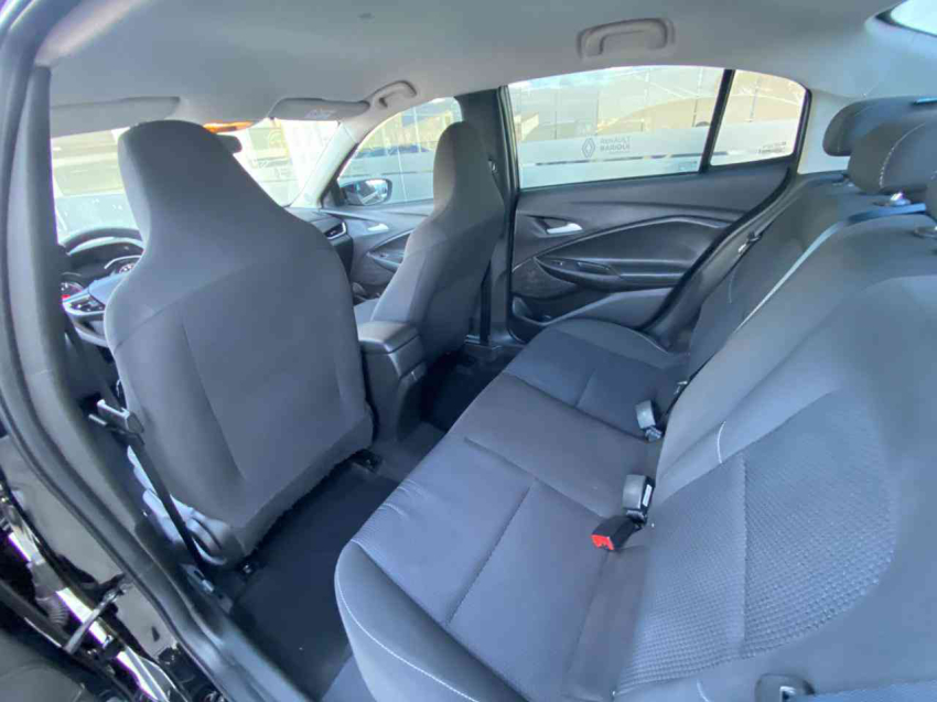 chevrolet onix plus lt 1.0 12v mt6 flex manual 2022/22
