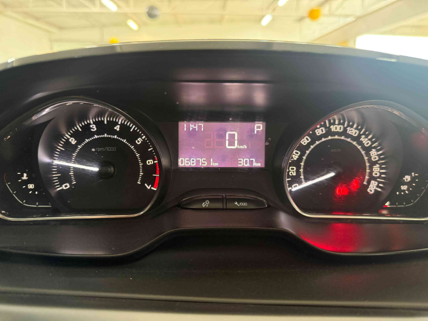 peugeot 208 griffe 1.6 16v at6 flex automatico 2016/16
