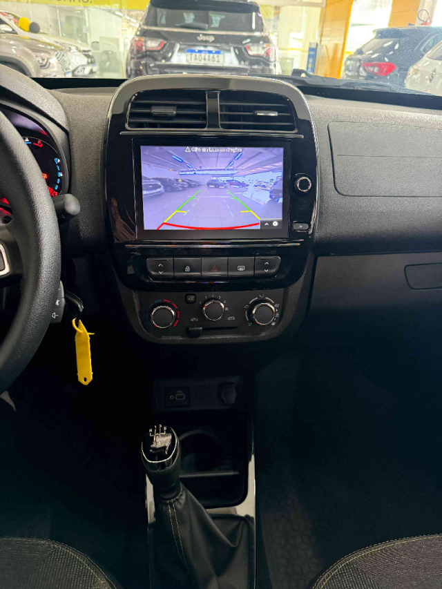 renault kwid  outsider 1.0 12v flex manual 2022/23