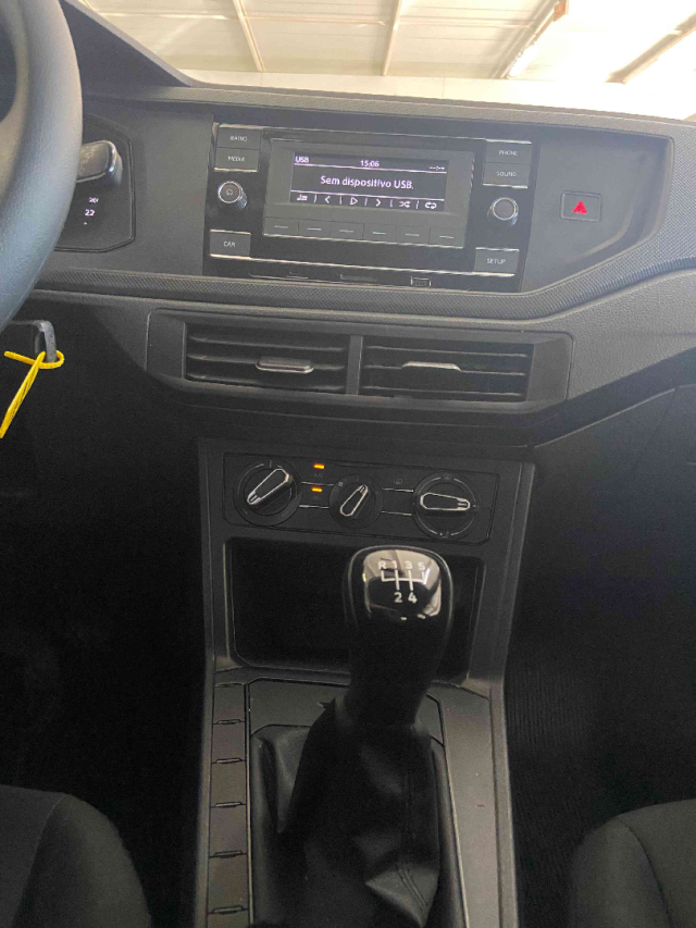 volkswagen polo track 1.0 12v flex manual 2023/24