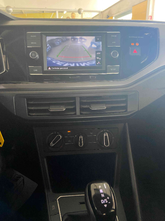 volkswagen nivus comfortline 200 1.0 tsi at6 flex automatico 2023/24
