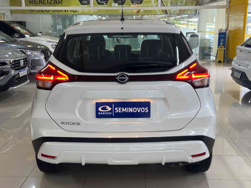 nissan kicks active 1.6 16v cvt flex automatico4 nissan kicks active 1.6 16v cvt flex automatico4