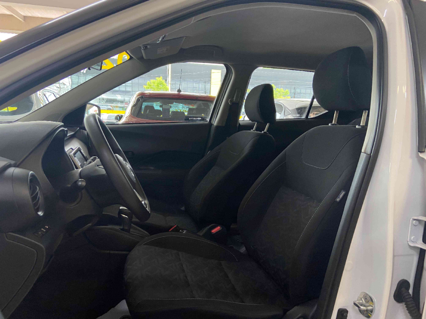 nissan kicks active 1.6 16v cvt flex automatico8 nissan kicks active 1.6 16v cvt flex automatico8
