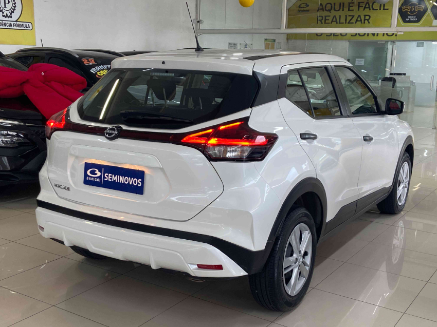 nissan kicks active 1.6 16v cvt flex automatico3 nissan kicks active 1.6 16v cvt flex automatico3