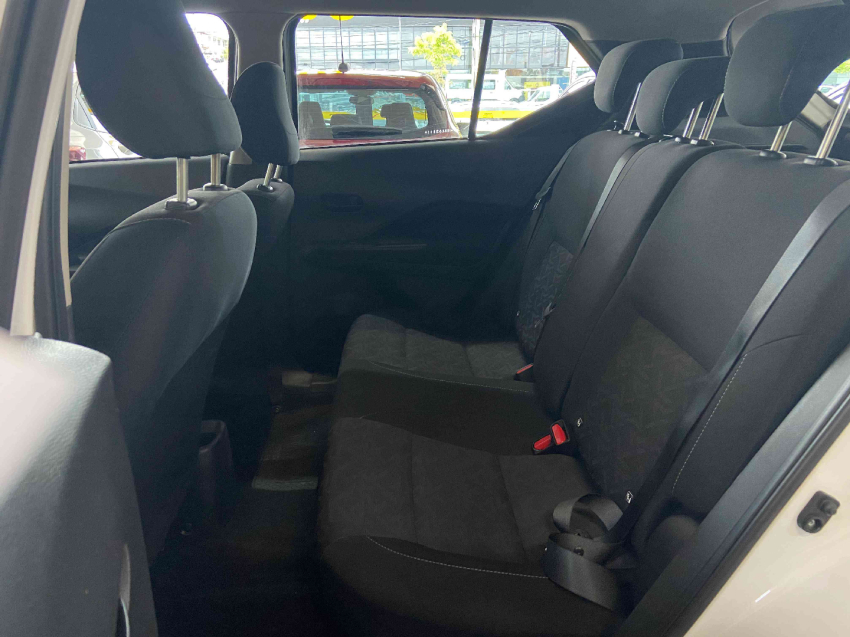 nissan kicks active 1.6 16v cvt flex automatico9 nissan kicks active 1.6 16v cvt flex automatico9