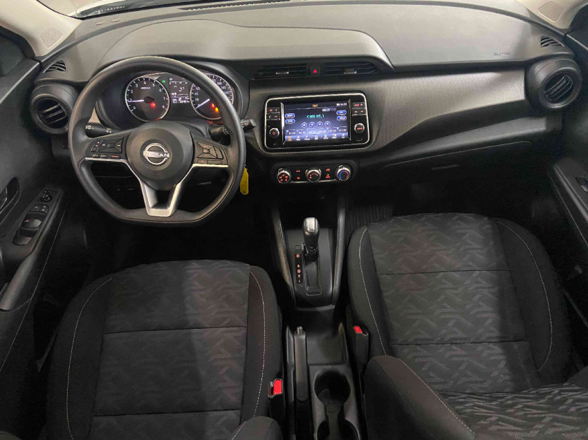 nissan kicks active 1.6 16v cvt flex automatico7 nissan kicks active 1.6 16v cvt flex automatico7