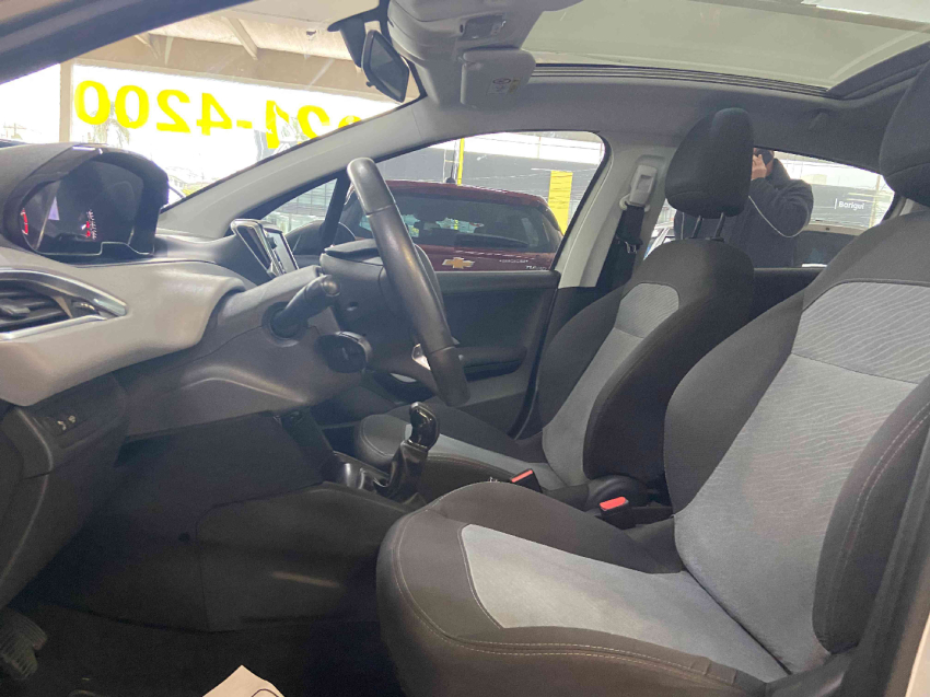 peugeot 208  allure 1.5 8v flex manual 2016/16