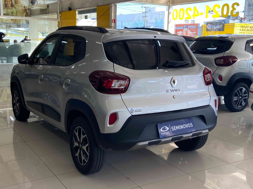 renault kwid  outsider 1.0 12v flex manual 2023/24