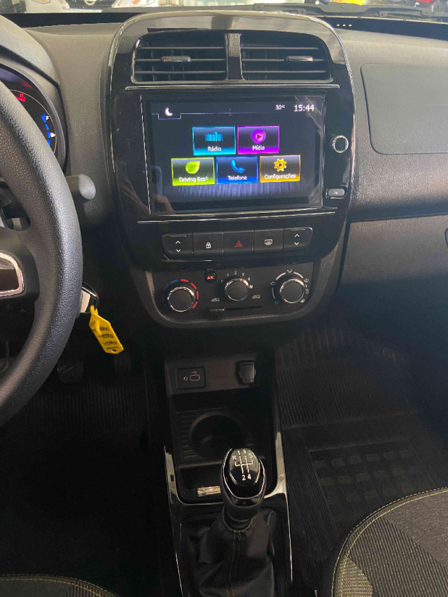 renault kwid  outsider 1.0 12v flex manual 2023/24