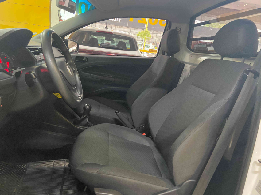 volkswagen saveiro cs robust g6 1.6 8v flex 2023/23