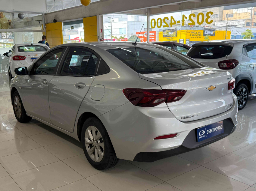 chevrolet onix  plus lt 1.0 tb 12v at6 flex automatico 2022/23