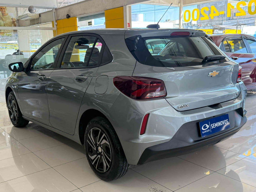 chevrolet onix  1.0 12v mt6 flex manual 2023/24