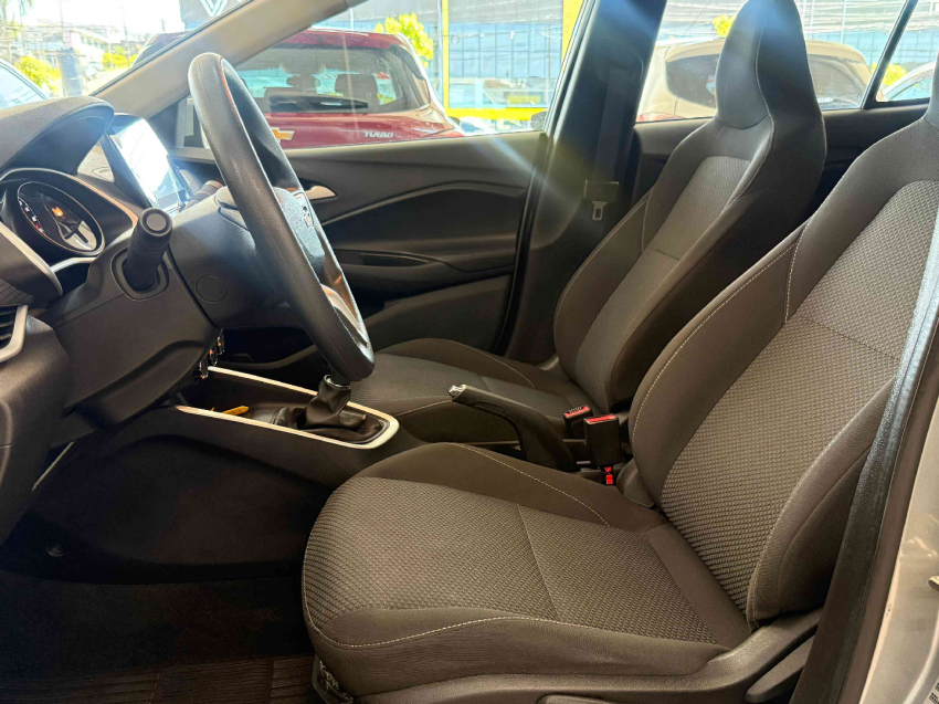 chevrolet onix  1.0 12v mt6 flex manual 2023/24