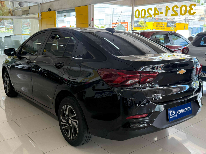 chevrolet onix  plus lt 1.0 tb 12v at6 flex automatico 2023/24