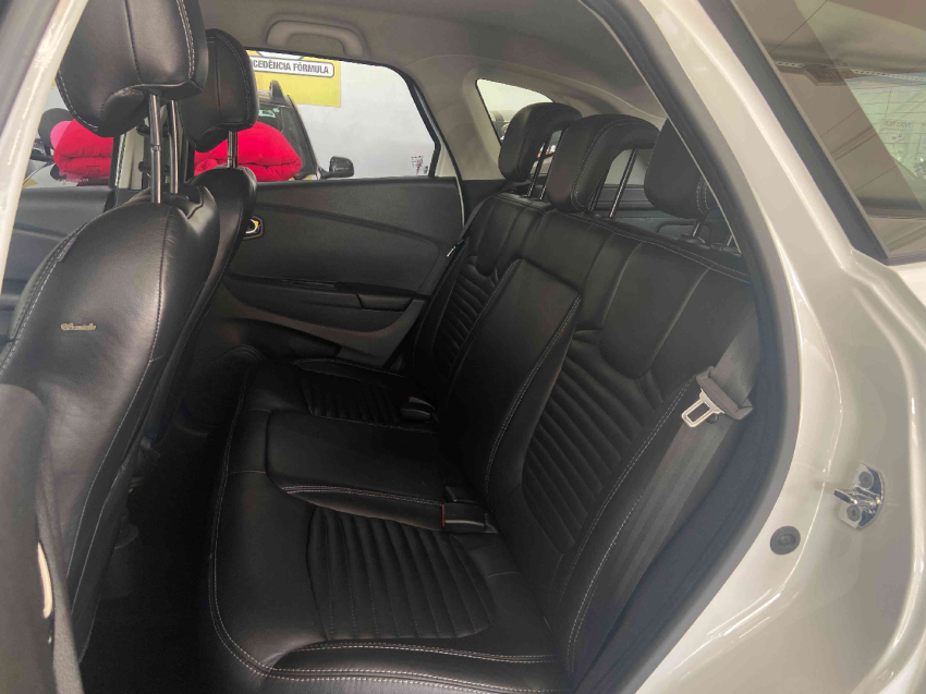 renault captur  life 1.6 16v sce cvt x-tronic flex9 renault captur  life 1.6 16v sce cvt x-tronic flex9