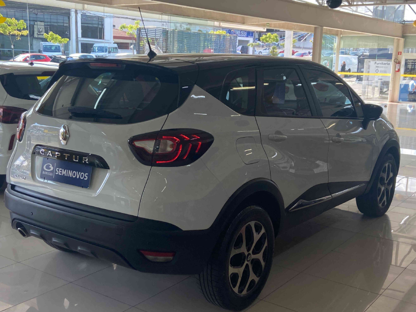 renault captur  life 1.6 16v sce cvt x-tronic flex3 renault captur  life 1.6 16v sce cvt x-tronic flex3