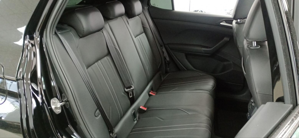 t-cross highline 250 1.4 tsi at6 com teto solar12 t-cross highline 250 1.4 tsi at6 com teto solar12