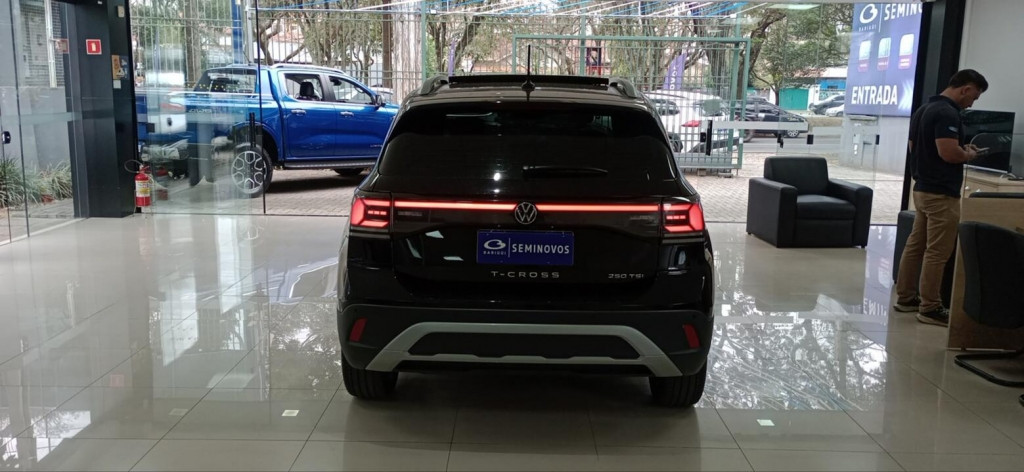 t-cross highline 250 1.4 tsi at6 com teto solar6 t-cross highline 250 1.4 tsi at6 com teto solar6