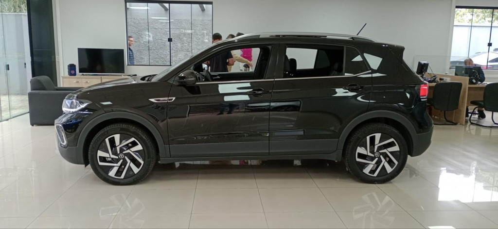 t-cross highline 250 1.4 tsi at6 com teto solar4 t-cross highline 250 1.4 tsi at6 com teto solar4