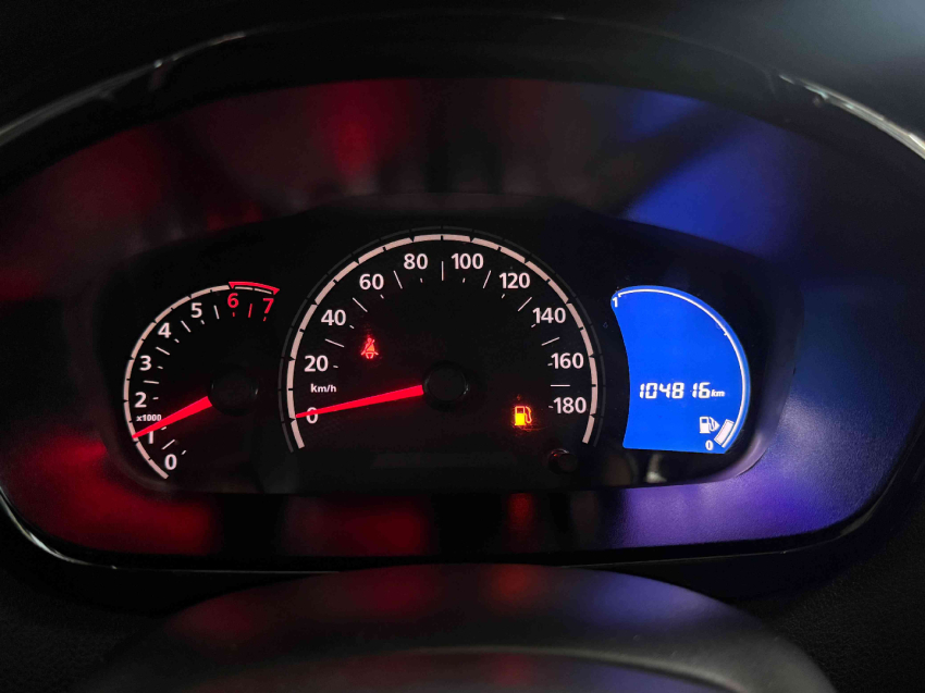 renault kwid outsider 1.0 12v flex manual 2021/226 renault kwid outsider 1.0 12v flex manual 2021/226