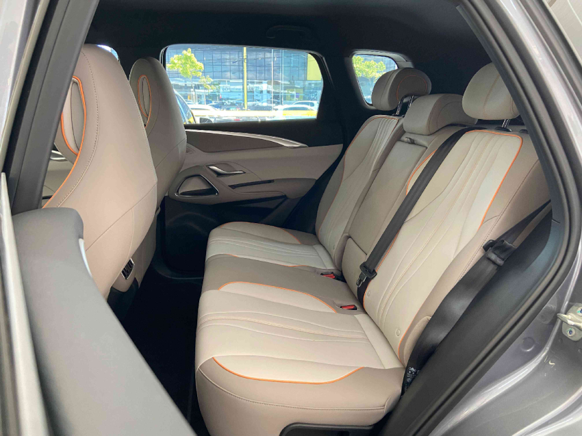 byd song pro  gs dm-i 1.5 hibrido automatico9