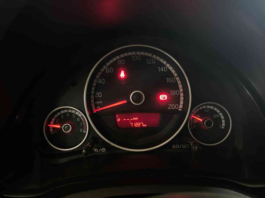 volkswagen up 1.0 mpi take 12v flex 2p manual 4p 20176