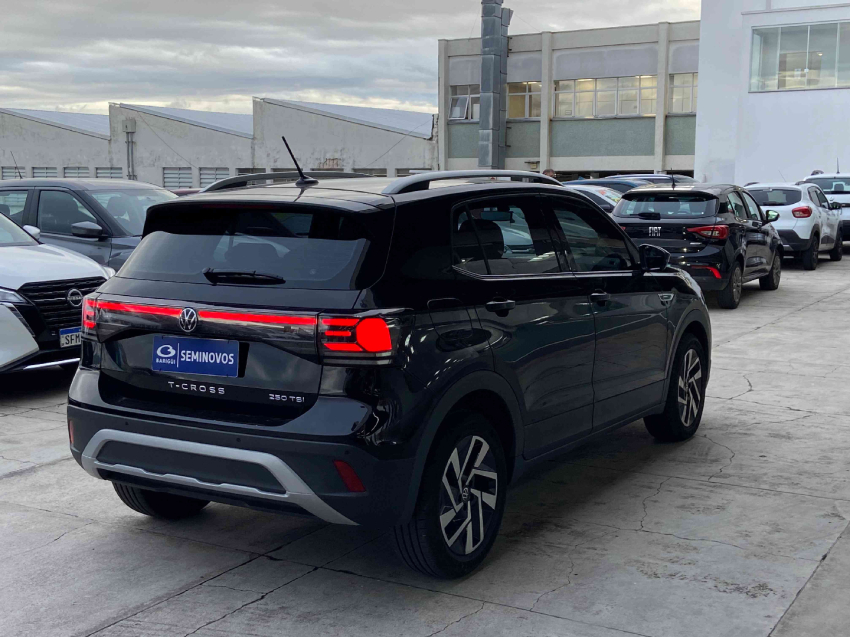 volkswagen t-cross  highline 250 1.4 tsi at6 flex automatico 2024/253