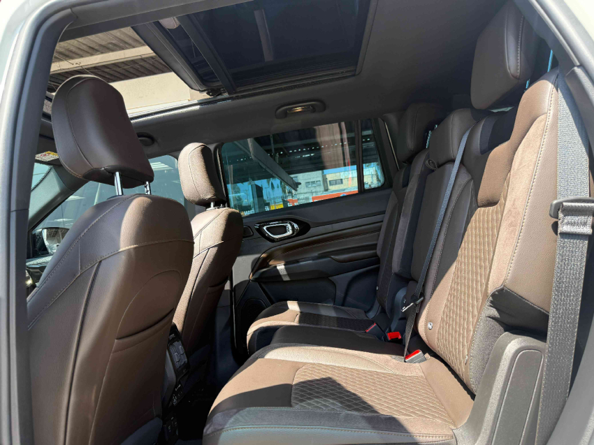 jeep commander overland td380 4x4 2.0 at diesel automatico 2022/238