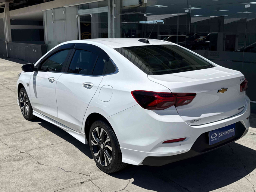 chevrolet onix  plus premier 1.0 tb 12v at6 flex automatico 2022/235