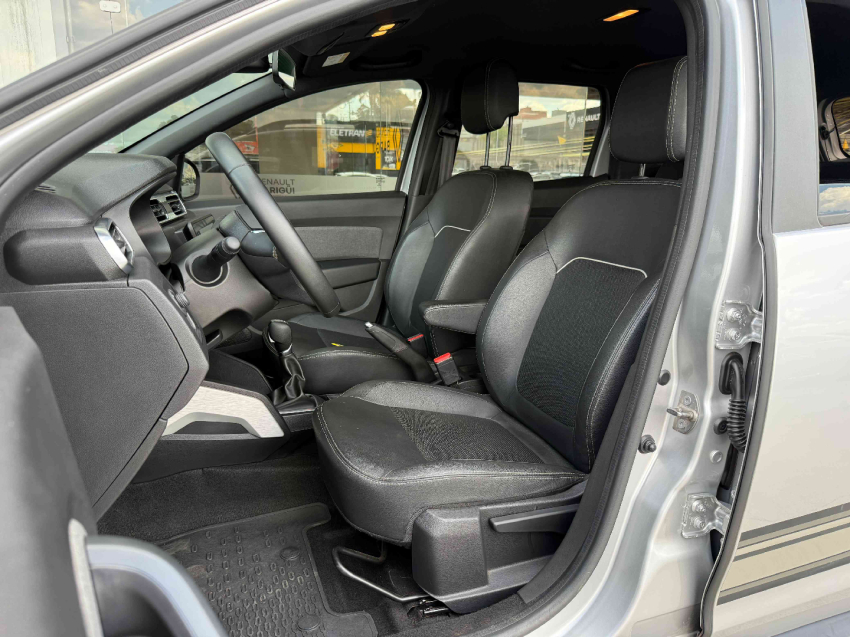 renault duster 1.3 tce flex iconic x-tronic 4p automatico 20248