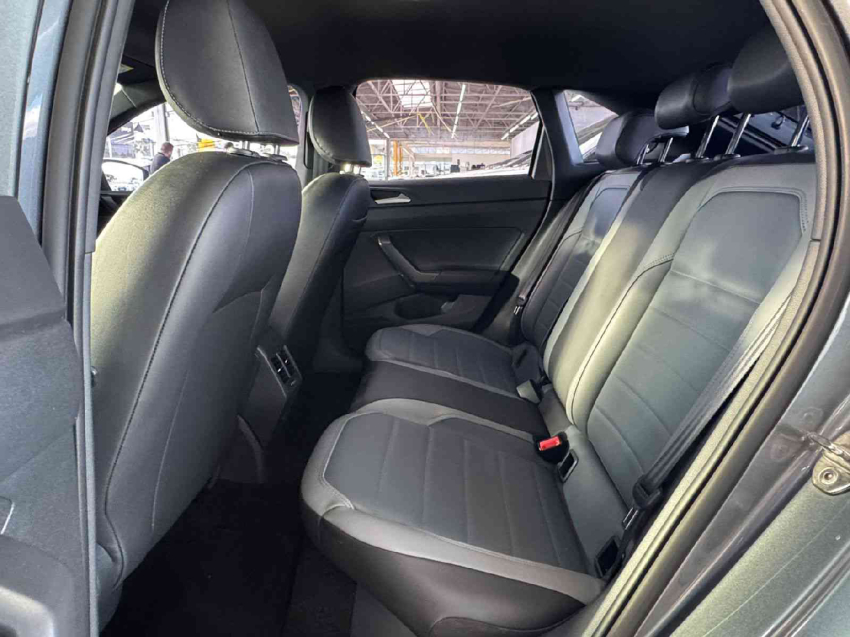 volkswagen nivus 1.0 200 tsi total flex highline automatico 4p 20227