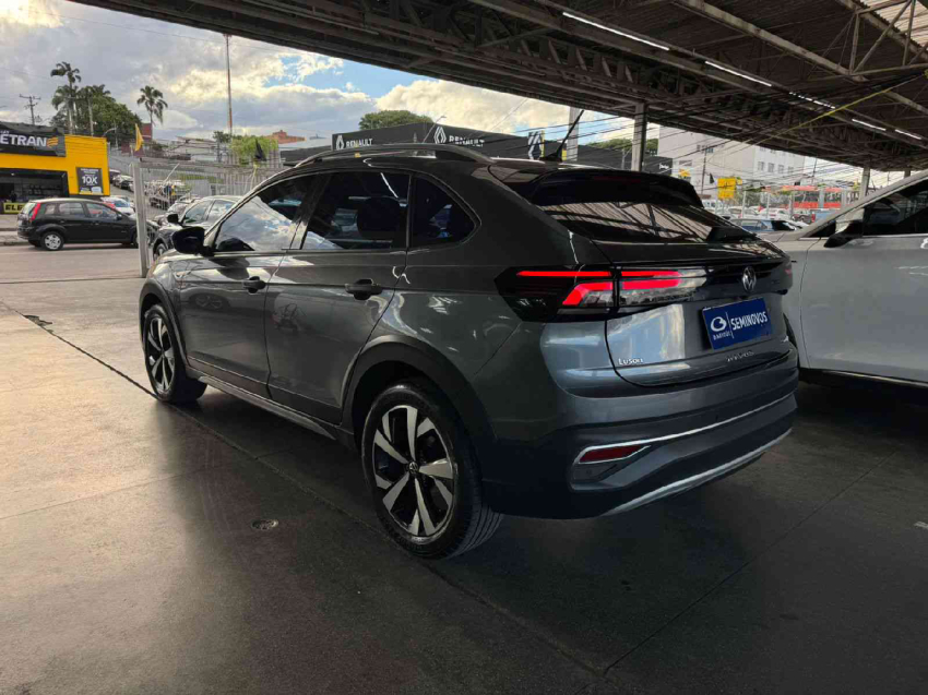 volkswagen nivus 1.0 200 tsi total flex highline automatico 4p 20224