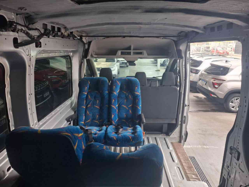 ford transit  furgao vidrada l3h2 2.0 at diesel automatico 2024/257