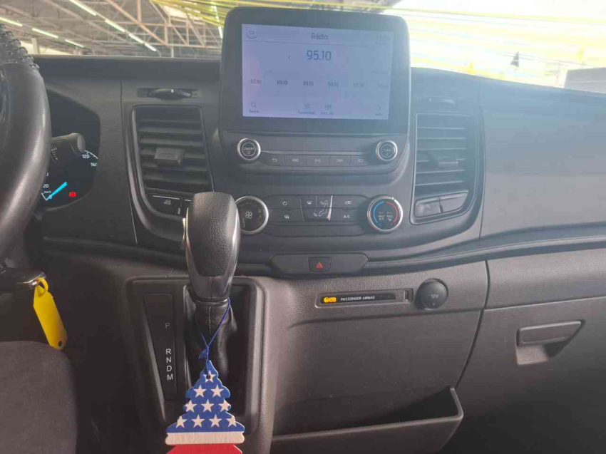 ford transit  furgao vidrada l3h2 2.0 at diesel automatico 2024/259