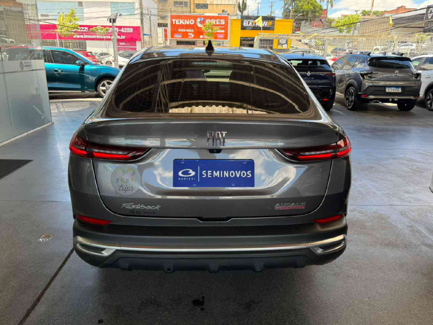 fiat fastback  audace 200 1.0 tb flex automatico 2023/234