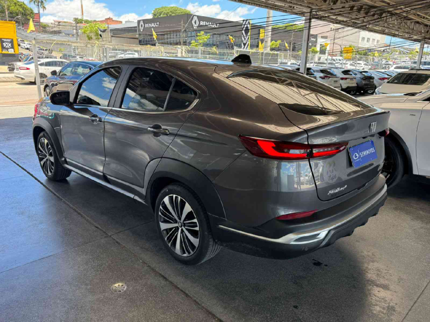 fiat fastback  audace 200 1.0 tb flex automatico 2023/233