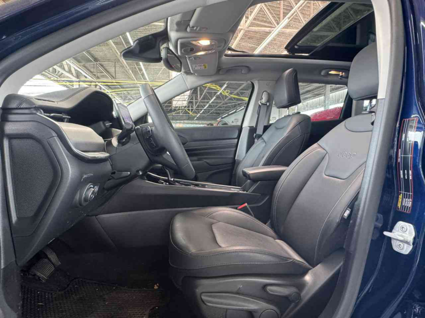 jeep compass longitude night eagle(teto command view) 4 flex automatico 2025/259