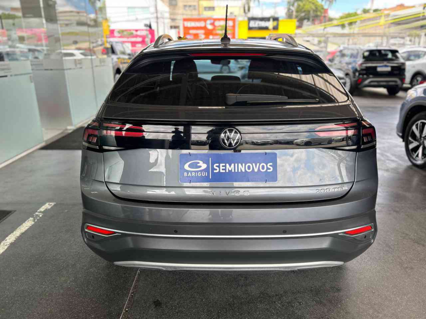 volkswagen nivus highline 200 1.0 tsi at6 flex automatico 2022/223