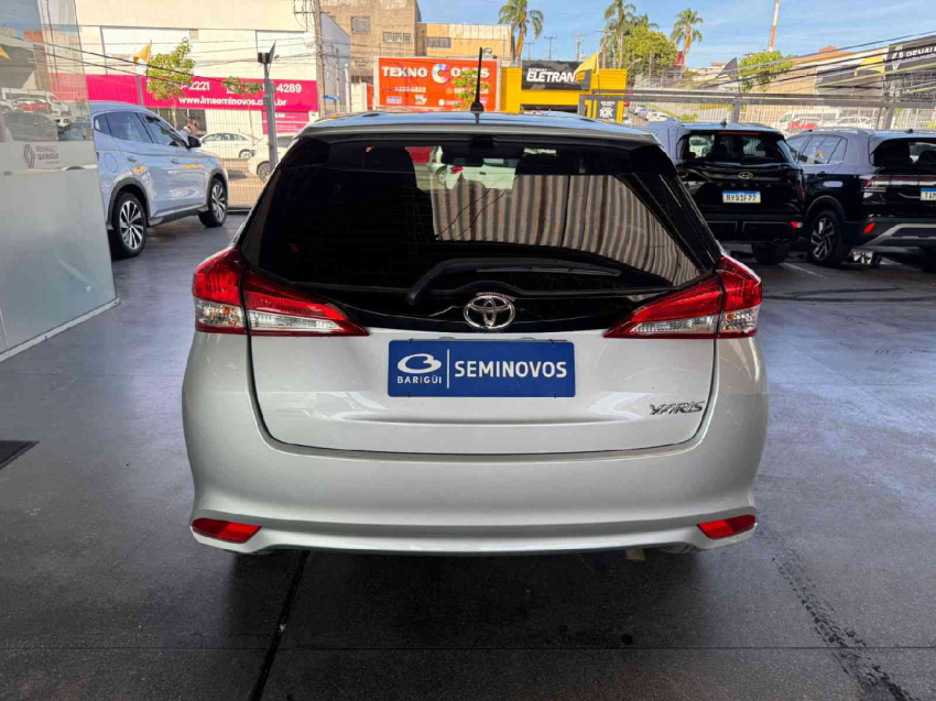 toyota yaris 1.5 16v flex xl multidrive 4p automatico 20255