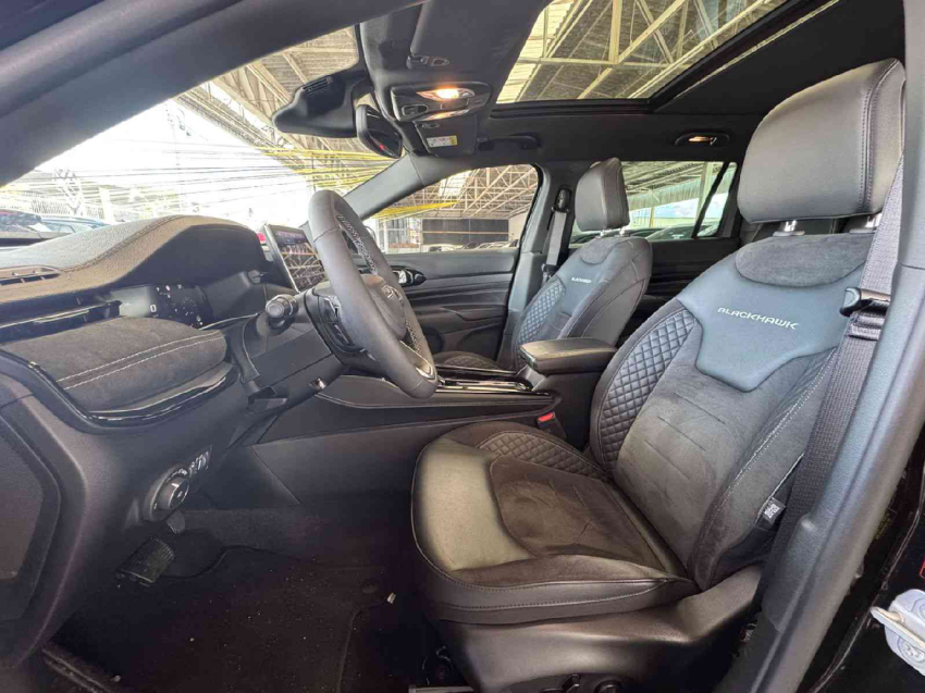 jeep commander 2.0 hurricane 4 turbo gasolina blackhawk at9 4p automatico 202510