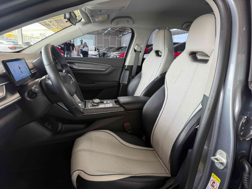 byd king gs dm-i 18.3kwh 1.5 hibrido automatico9