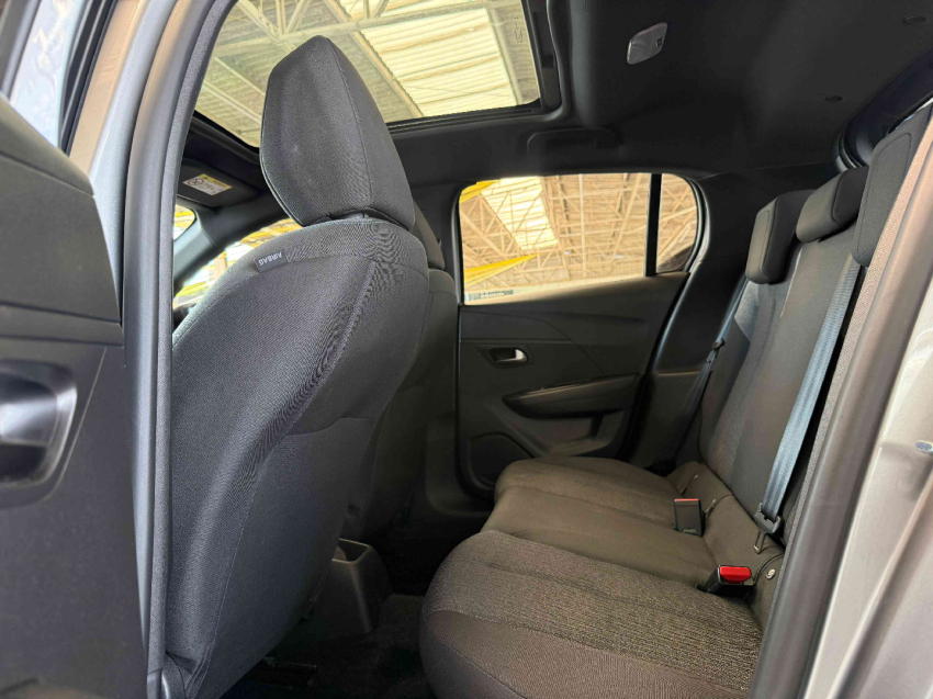 peugeot 208  style 1.0 mt flex manual 2023/2411