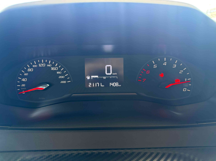 peugeot 208  style 1.0 mt flex manual 2023/248